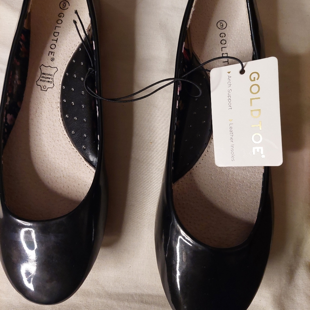 NWT Goldtoe Black Leather Size 6 Dress Shoe